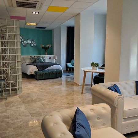مالقة Apartamentos Arc Felix Saenz - 2 3 المظهر الخارجي الصورة